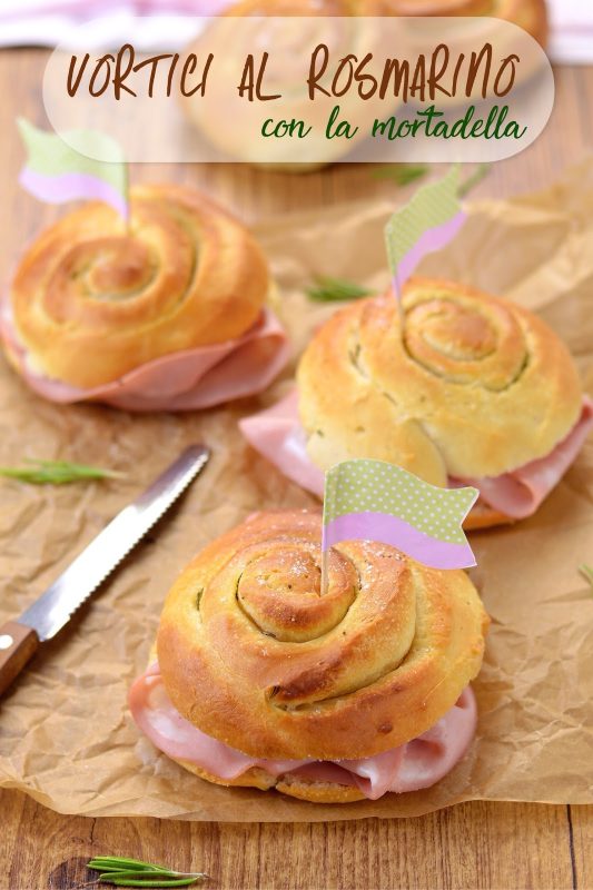 Vortici al rosmarino con la mortadella