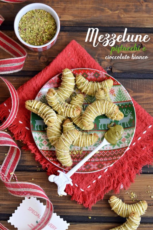 Mezzelune pistacchi e cioccolato bianco