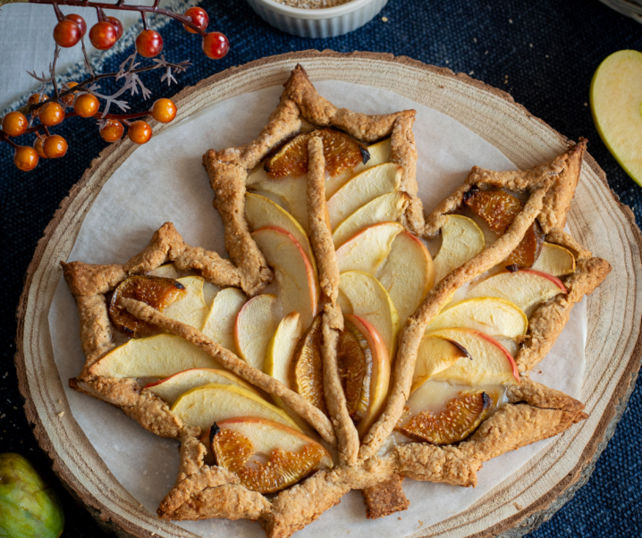 Galette “foglia” alla crusca con crema all’avena e frutta
